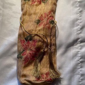 Beautiful Wine Gift Bag with Poinsettias